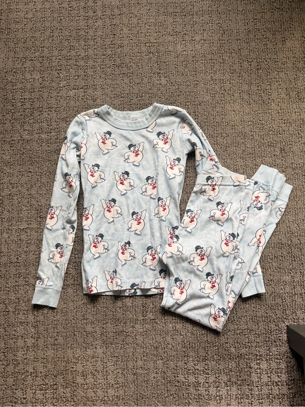 Hannah Andersson - size 10 frosty the snowman print pajama set